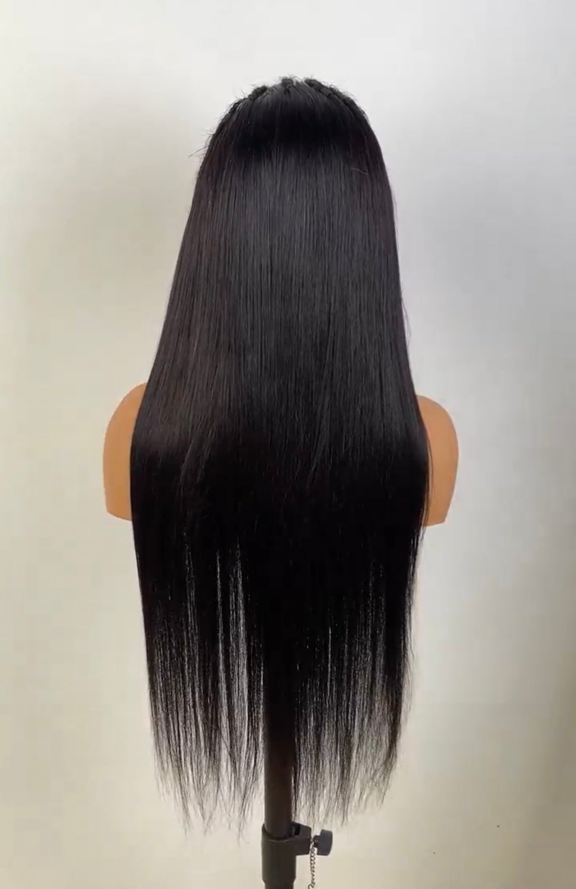 Human Hair Braiding Straight Wig 13*4 Natural
210 Density - Natural Black Color with Smooth Finish